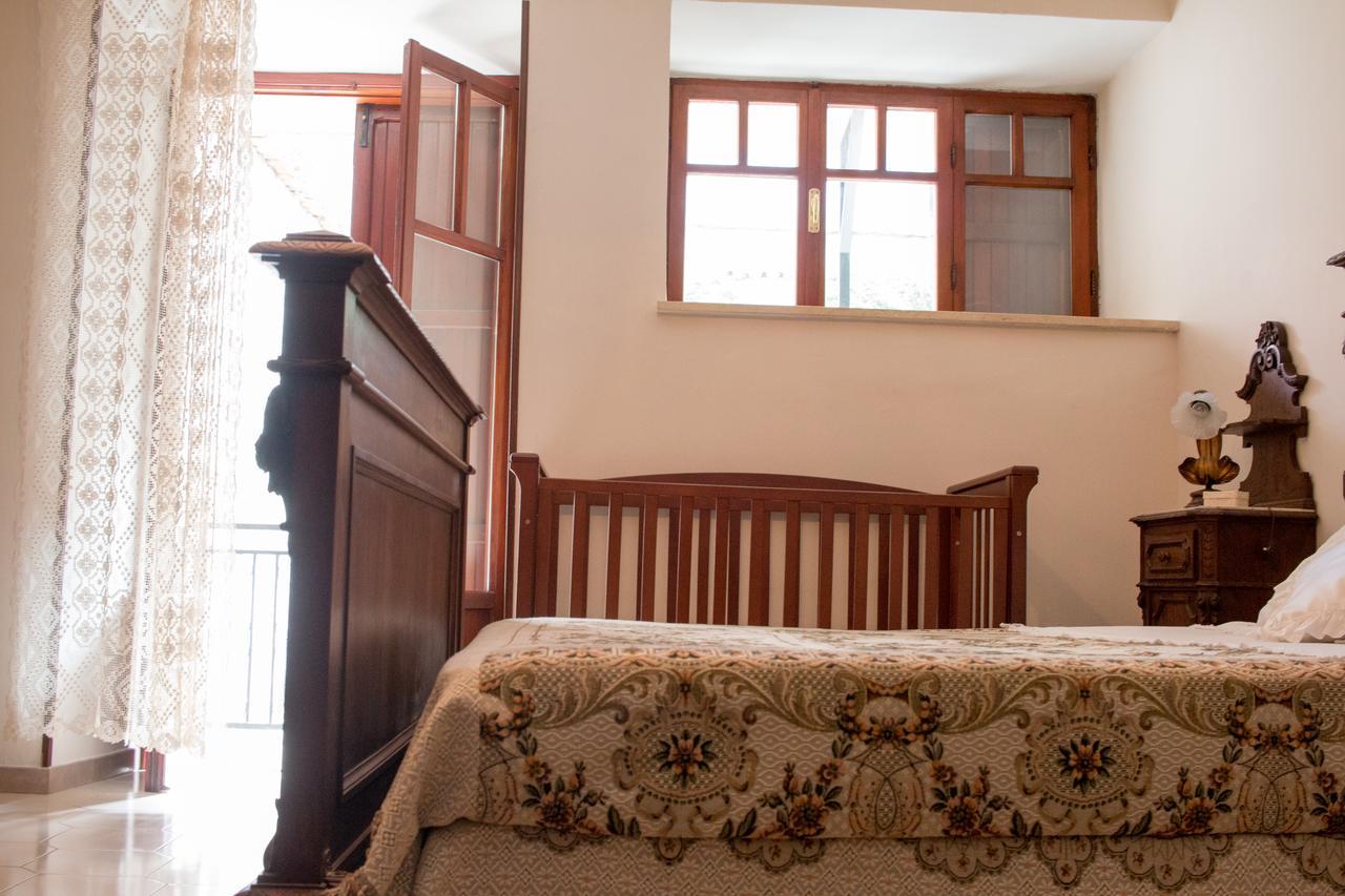 Bed and Breakfast Il Mughetto Челано Екстер'єр фото